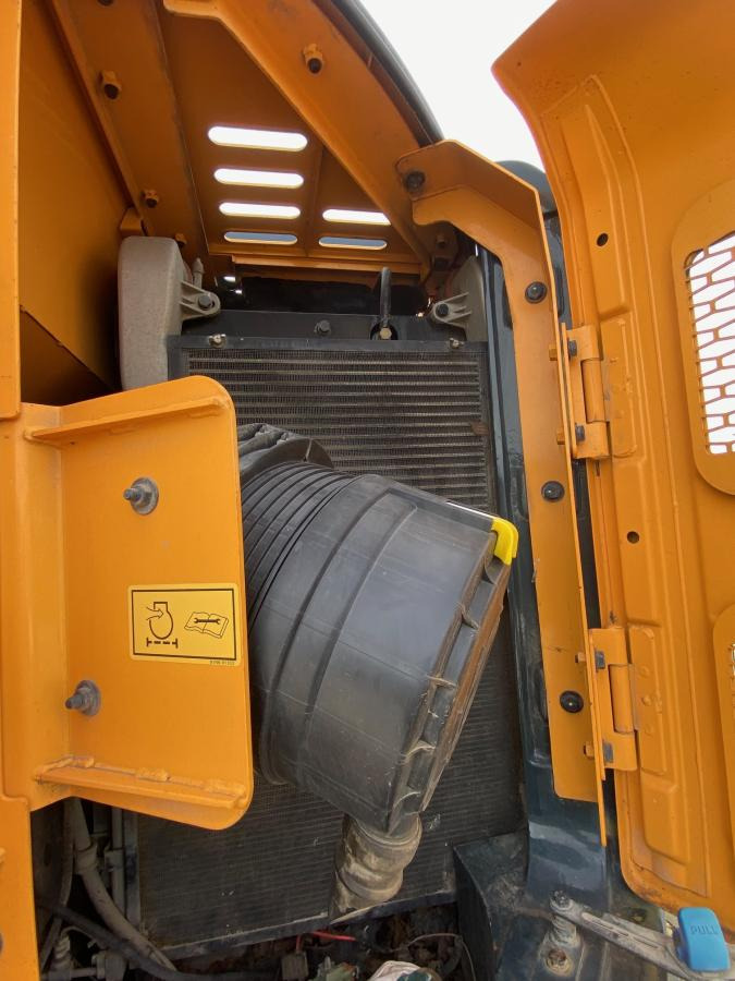 Excavadora de cadenas Hyundai HX 145LCR: foto 13