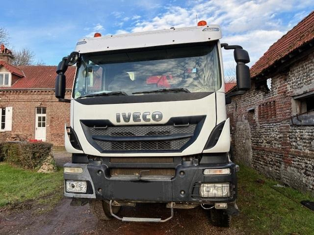 Camión multibasculante, Camión grúa Iveco TRAKKER 410 E6: foto 6