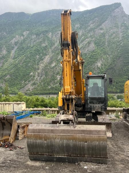 KATO HD 514MR-7 - Excavadora de cadenas: foto 4 KATO HD 514MR-7 - Excavadora de cadenas: foto 4