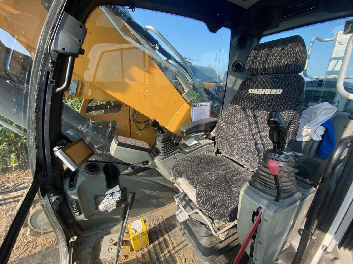 Excavadora de cadenas Liebherr R 926 COMPACT: foto 8
