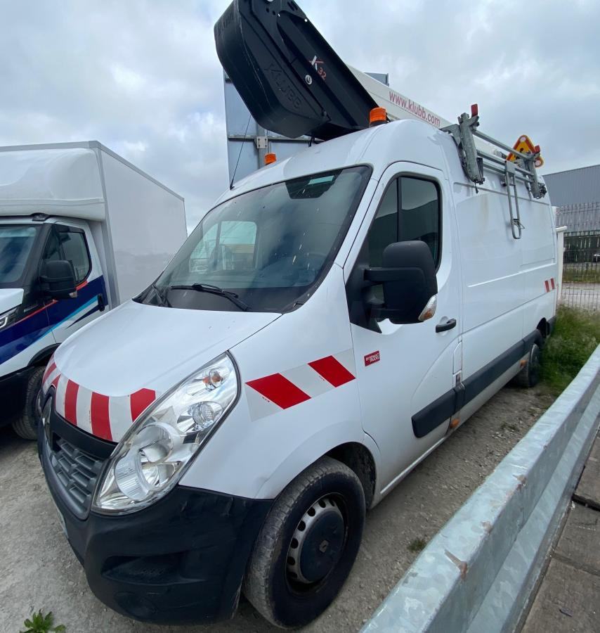 Renault Master - Camión con plataforma elevadora: foto 3 Renault Master - Camión con plataforma elevadora: foto 3