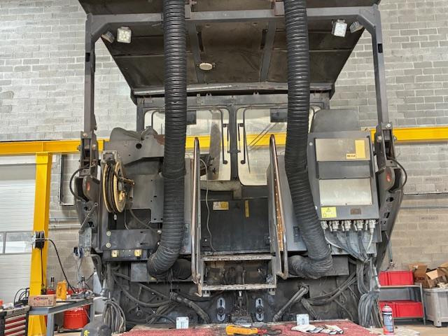 Volvo P6820C - Pavimentadora de asfalto: foto 5 Volvo P6820C - Pavimentadora de asfalto: foto 5