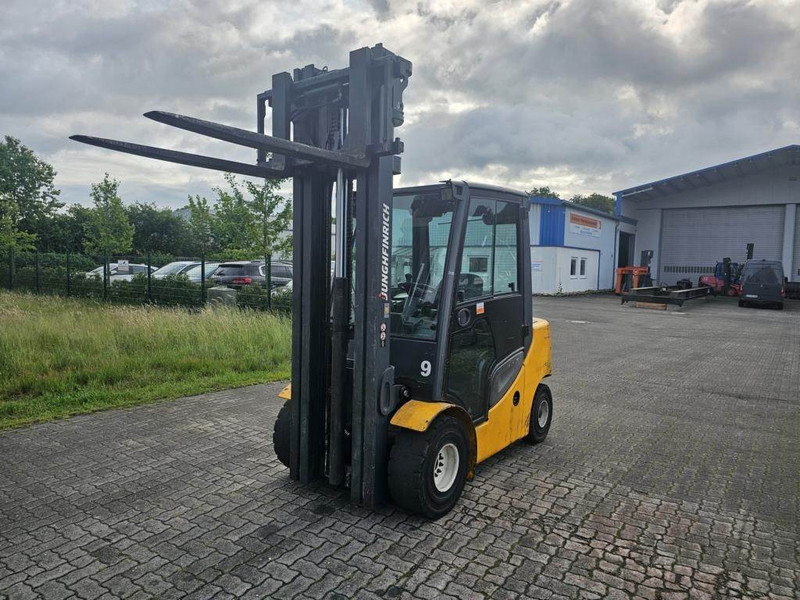 Jungheinrich DFG430S 650DZ - Carretilla elevadora diésel: foto 2 Jungheinrich DFG430S 650DZ - Carretilla elevadora diésel: foto 2