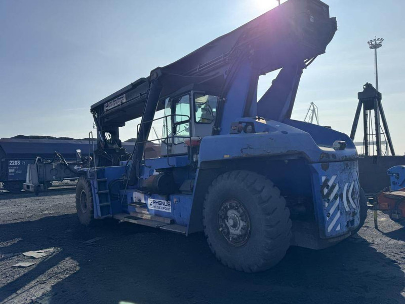 Kalmar DRF450-60S5K - Reach stacker: foto 1 Kalmar DRF450-60S5K - Reach stacker: foto 1