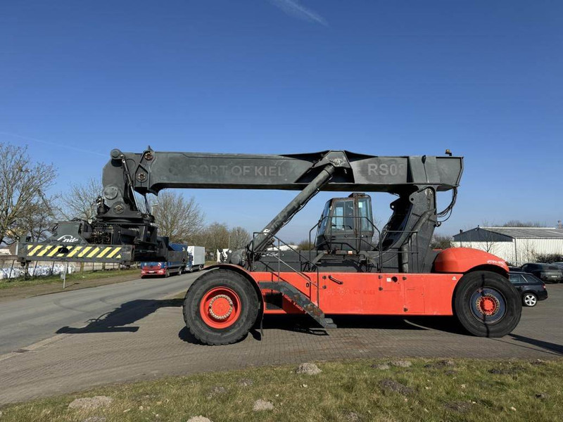 Linde C4540TL - Reach stacker: foto 1 Linde C4540TL - Reach stacker: foto 1