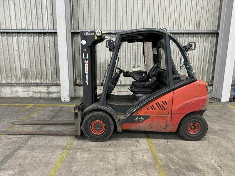 Linde H30D-02 - Carretilla elevadora diésel: foto 1 Linde H30D-02 - Carretilla elevadora diésel: foto 1