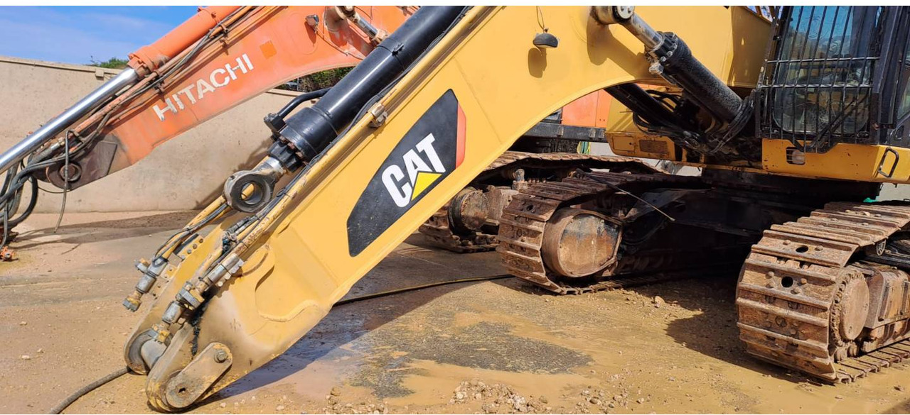Leasing de CAT 374D CAT 374D: foto 11