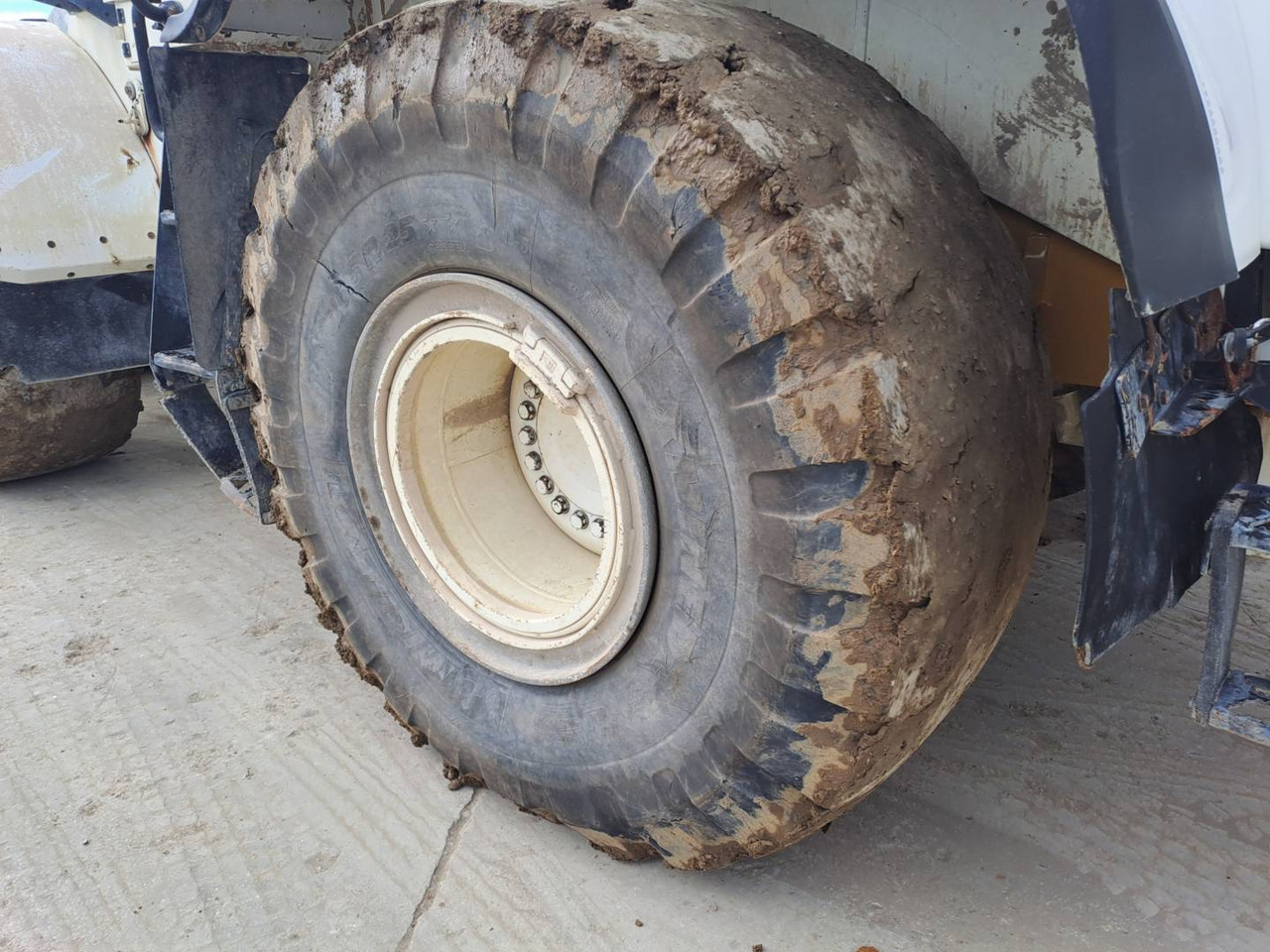Leasing de CAT 966M CAT 966M: foto 8
