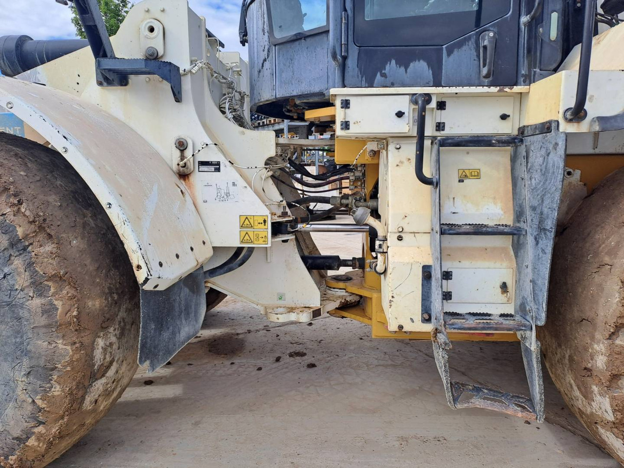 Leasing de CAT 966M CAT 966M: foto 15