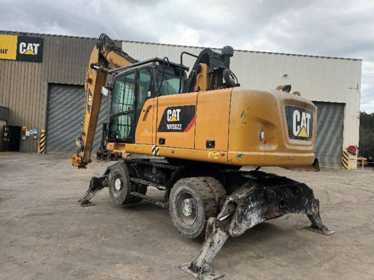 CAT MH3022-1 - Excavadora de ruedas: foto 2 CAT MH3022-1 - Excavadora de ruedas: foto 2
