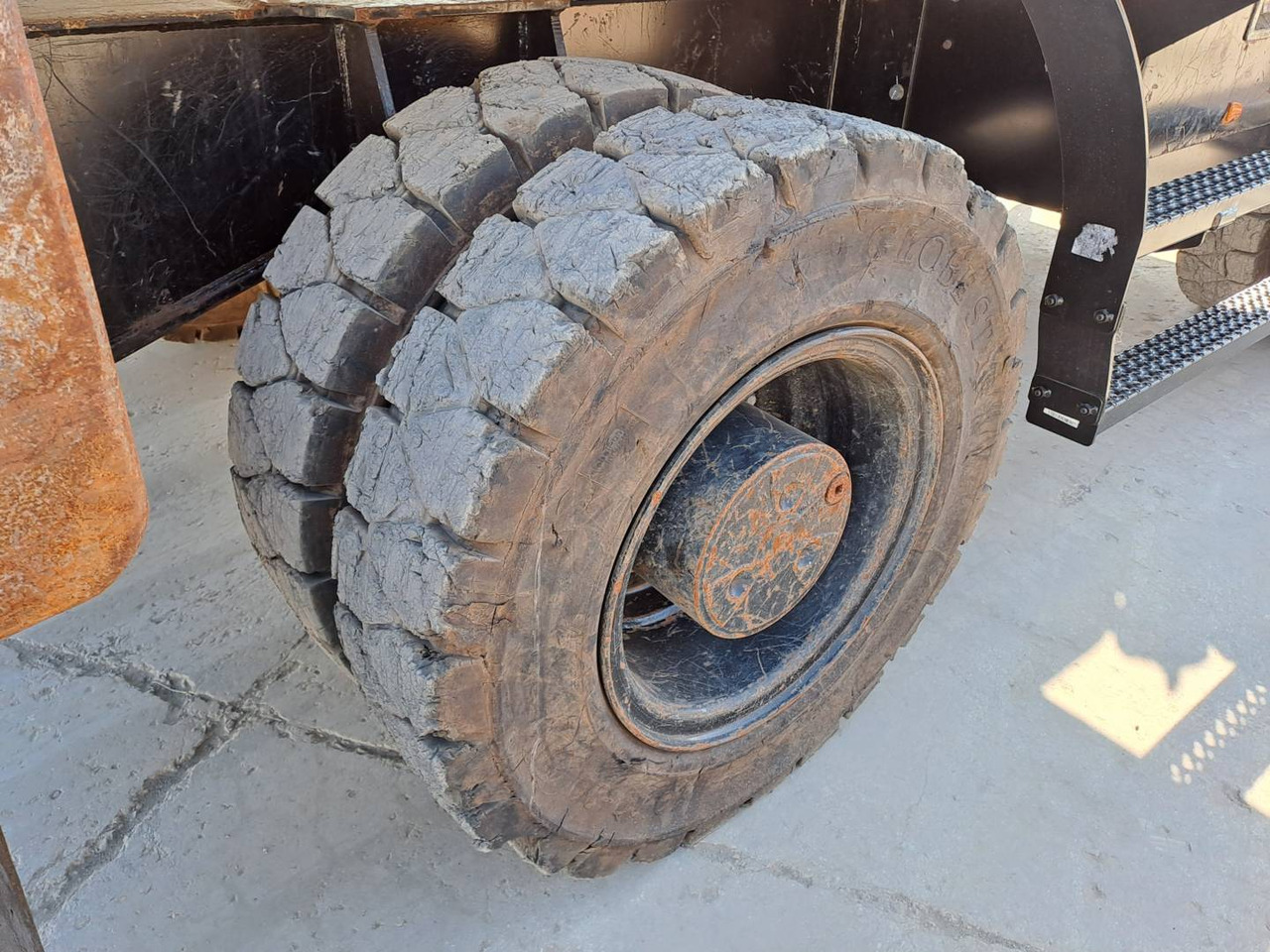 Excavadora de ruedas CAT MH3026: foto 12 Excavadora de ruedas CAT MH3026: foto 12