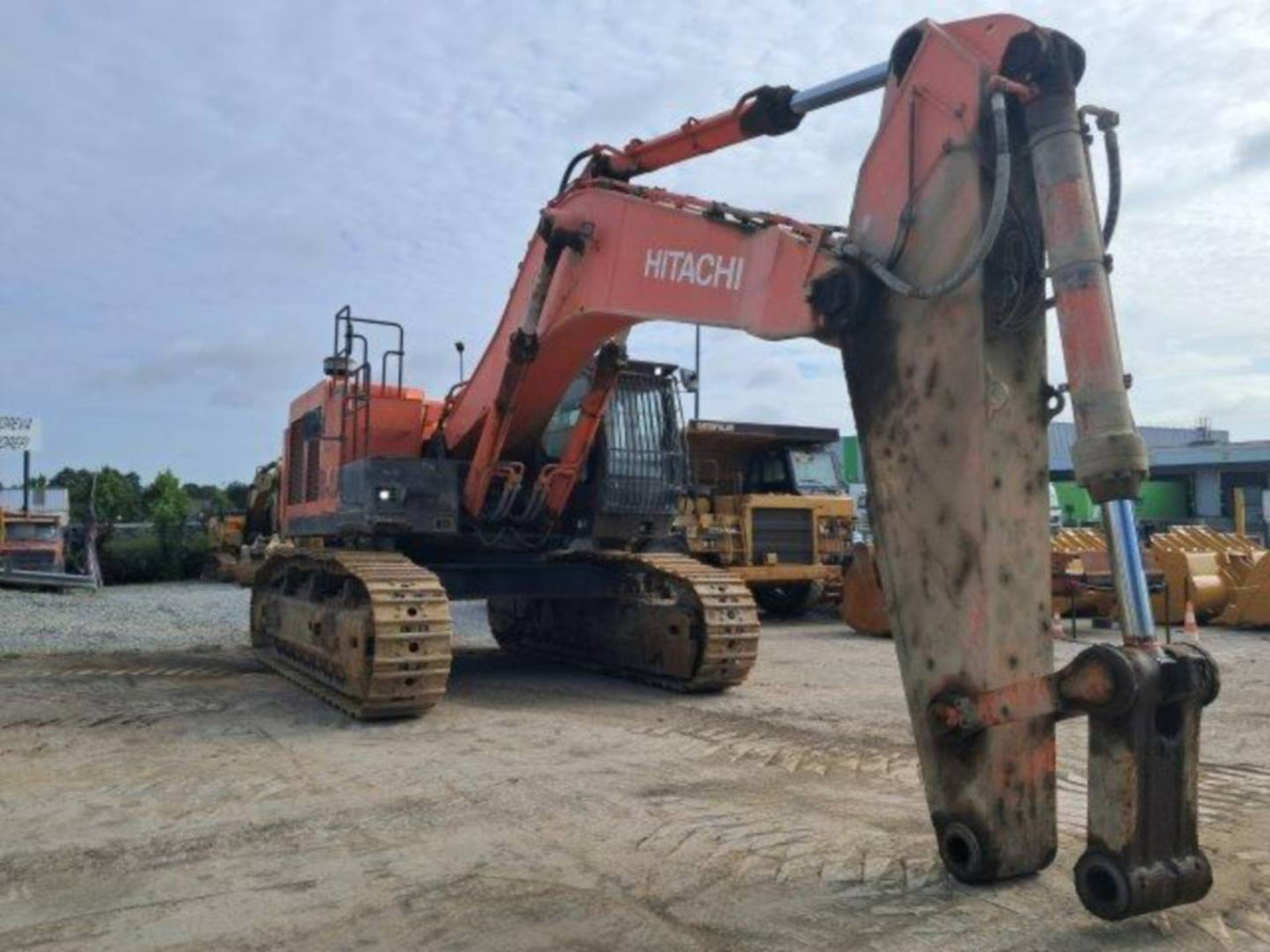 HITACHI ZX 670 45 - Excavadora de cadenas: foto 2 HITACHI ZX 670 45 - Excavadora de cadenas: foto 2