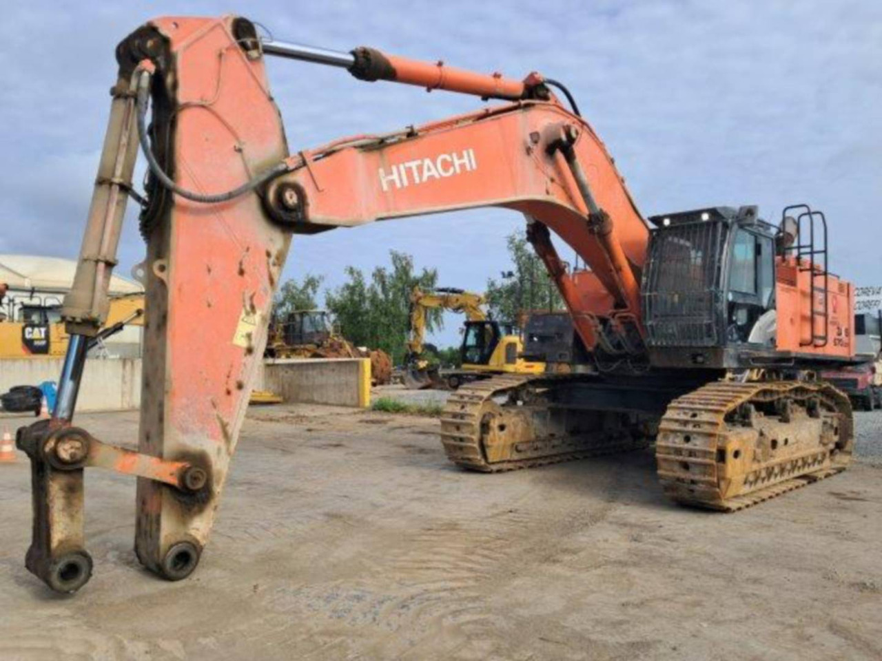 HITACHI ZX 670 45 - Excavadora de cadenas: foto 1 HITACHI ZX 670 45 - Excavadora de cadenas: foto 1