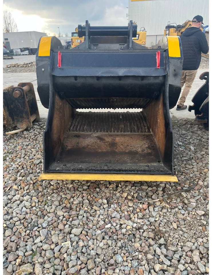 MB BF120/MB CRUSHER - Cazo para Maquinaria de construcción: foto 3 MB BF120/MB CRUSHER - Cazo para Maquinaria de construcción: foto 3