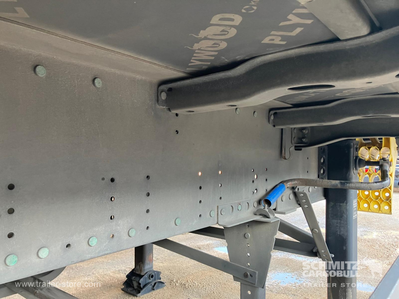 SCHMITZ Semiremolque Lona Standard - Semirremolque lona: foto 4 SCHMITZ Semiremolque Lona Standard - Semirremolque lona: foto 4