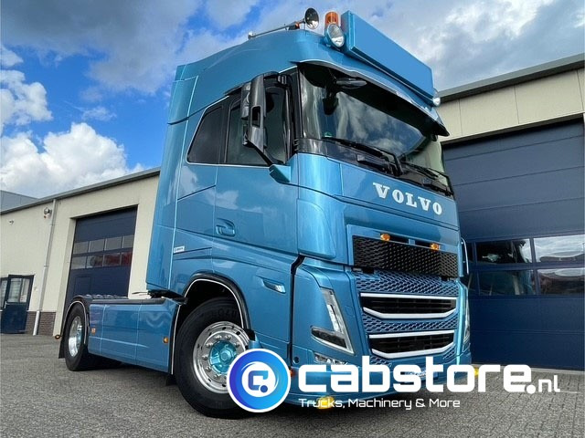 Volvo FH 460 4x2 Tractor Euro 6 (E) - Showtruck - Bouwjaar 2023 - Km 324.389 - Vloeistof pomp/PTO - VEB+ - Zeer goede conditie !! - Cabeza tractora: foto 1 Volvo FH 460 4x2 Tractor Euro 6 (E) - Showtruck - Bouwjaar 2023 - Km 324.389 - Vloeistof pomp/PTO - VEB+ - Zeer goede conditie !! - Cabeza tractora: foto 1