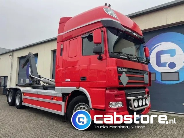 DAF XF 105 .460 FAS Euro 5 - Haakarmsysteem - Hooklift - Abrolkipper - Year 2006 - ANALOG TACHO - TUV 05-2025 - Camión multibasculante: foto 2 DAF XF 105 .460 FAS Euro 5 - Haakarmsysteem - Hooklift - Abrolkipper - Year 2006 - ANALOG TACHO - TUV 05-2025 - Camión multibasculante: foto 2