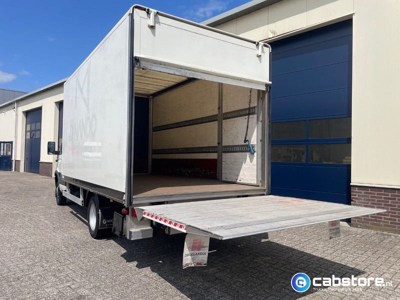 Iveco 40C 40C12 EURO 3 4x2 Bakwagen Euro 3 - Bouwjaar 2003 - APK tot 10-05-2026 -Handgeschakelde versnellingsbak - Furgoneta caja cerrada: foto 4 Iveco 40C 40C12 EURO 3 4x2 Bakwagen Euro 3 - Bouwjaar 2003 - APK tot 10-05-2026 -Handgeschakelde versnellingsbak - Furgoneta caja cerrada: foto 4