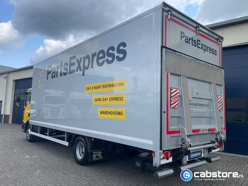 MAN TGL 12.180 4x2 Euro 6 Bakwagen MAN TGL 12.180 Bakwagen Euro 6 - Bouwjaar 2016 - Km 394.831 - Laadklep - Good condition - Camión caja cerrada: foto 3 MAN TGL 12.180 4x2 Euro 6 Bakwagen MAN TGL 12.180 Bakwagen Euro 6 - Bouwjaar 2016 - Km 394.831 - Laadklep - Good condition - Camión caja cerrada: foto 3