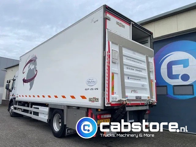 Renault D-19 Wide 4x2 Koelwagen D 19 Wide 4x2 Euro 6 Koelwagen - HANDGESCHAKELD - Kuhlkoffer - Frigo -Thermobox - Year 2015 - CHEREAU BOX - CARRIER Supra 850U - GOOD CONDITION - Camión frigorífico: foto 3 Renault D-19 Wide 4x2 Koelwagen D 19 Wide 4x2 Euro 6 Koelwagen - HANDGESCHAKELD - Kuhlkoffer - Frigo -Thermobox - Year 2015 - CHEREAU BOX - CARRIER Supra 850U - GOOD CONDITION - Camión frigorífico: foto 3