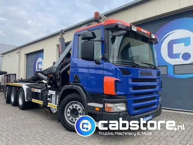 Scania P380 LB 8x4*4 HNA Euro 5 - HIAB 211 E-3 Hipro Crane with remote control + Multilift XR26S61 Hooklift - Year 2009 - Km 336.501 !! - Good condition - Camión grúa: foto 2 Scania P380 LB 8x4*4 HNA Euro 5 - HIAB 211 E-3 Hipro Crane with remote control + Multilift XR26S61 Hooklift - Year 2009 - Km 336.501 !! - Good condition - Camión grúa: foto 2