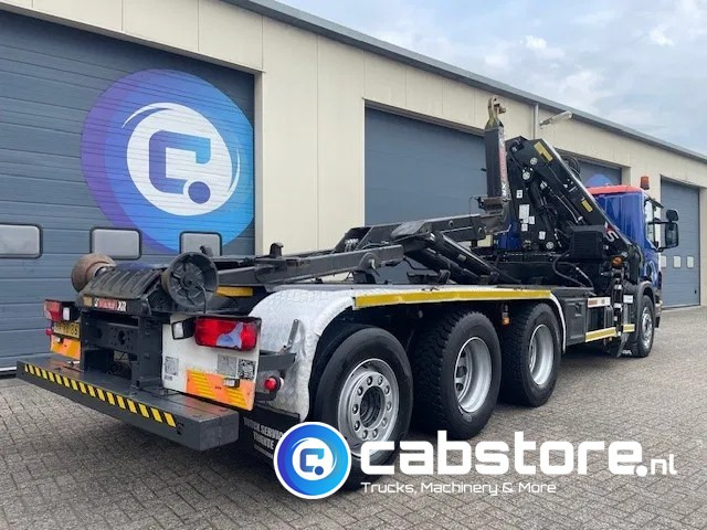 Scania P380 LB 8x4*4 HNA Euro 5 - HIAB 211 E-3 Hipro Crane with remote control + Multilift XR26S61 Hooklift - Year 2009 - Km 336.501 !! - Good condition - Camión grúa: foto 4 Scania P380 LB 8x4*4 HNA Euro 5 - HIAB 211 E-3 Hipro Crane with remote control + Multilift XR26S61 Hooklift - Year 2009 - Km 336.501 !! - Good condition - Camión grúa: foto 4