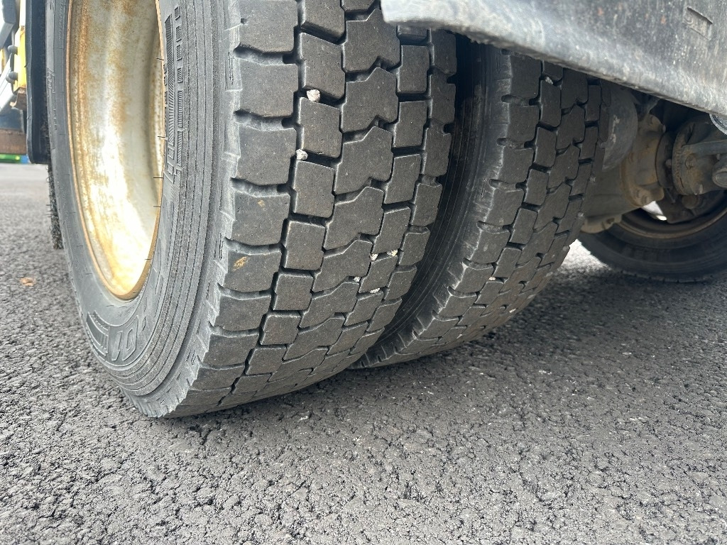 Camión grúa DAF 55.180 henkilönostin: foto 6 Camión grúa DAF 55.180 henkilönostin: foto 6