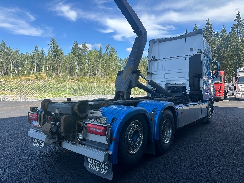 DAF XF 530 6x2*4 - Camión multibasculante: foto 4 DAF XF 530 6x2*4 - Camión multibasculante: foto 4