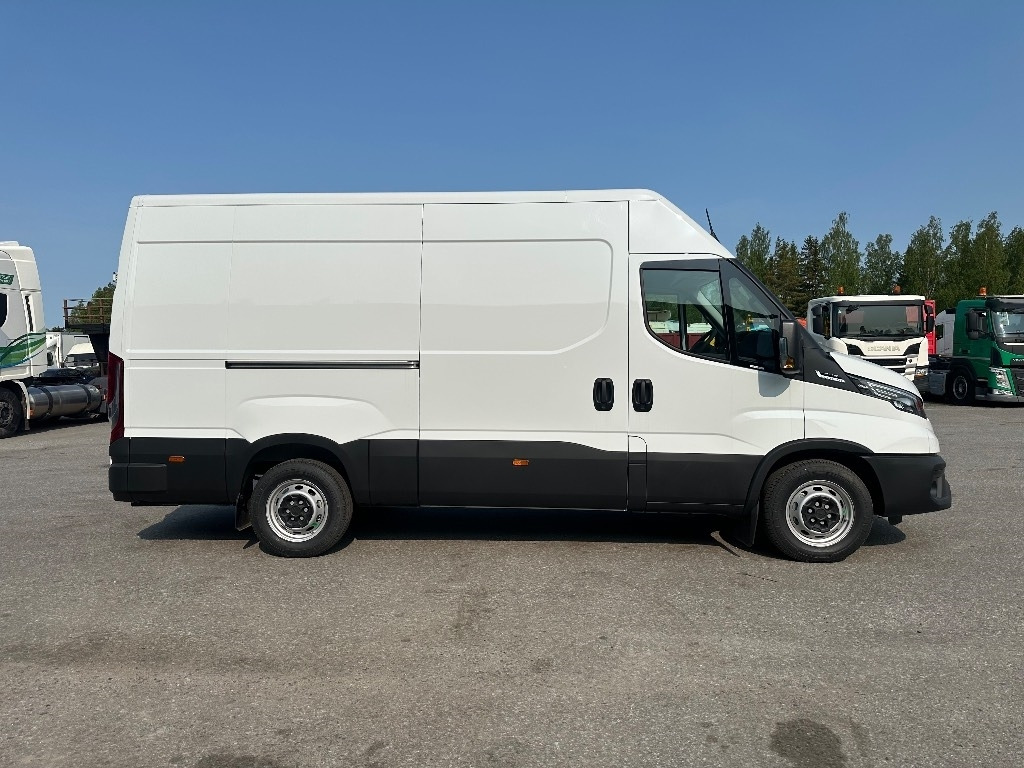 Iveco Daily 35S16A8 12m3 - Furgón: foto 4 Iveco Daily 35S16A8 12m3 - Furgón: foto 4