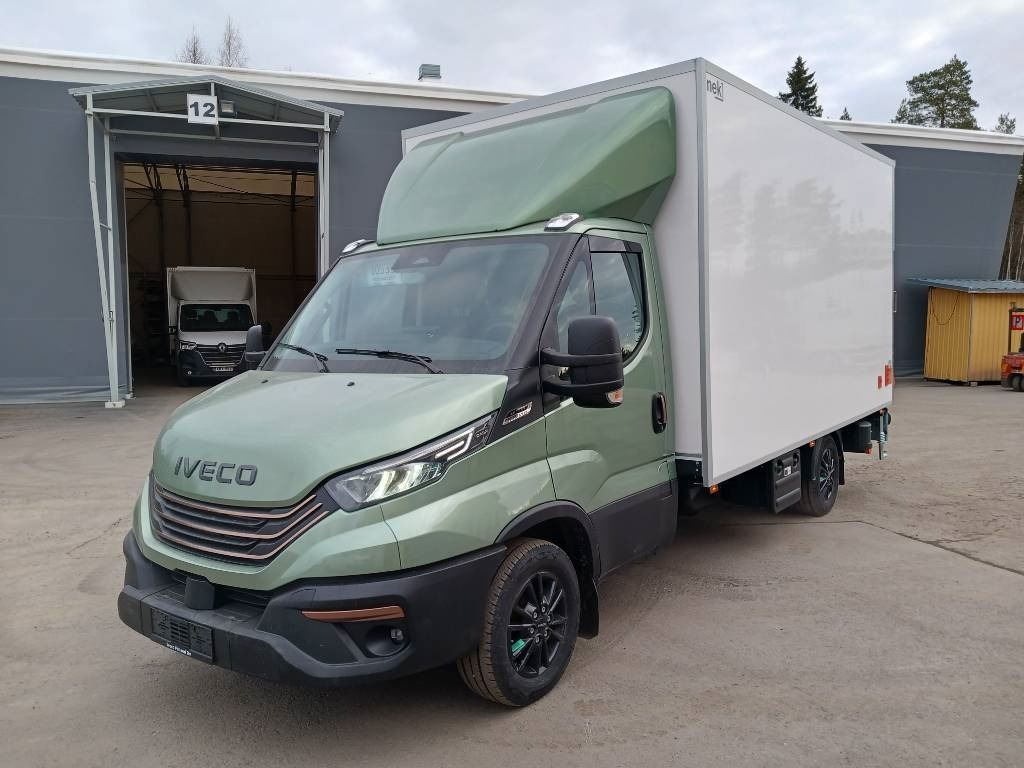 Iveco Daily 35S18A8 - Furgón: foto 1 Iveco Daily 35S18A8 - Furgón: foto 1