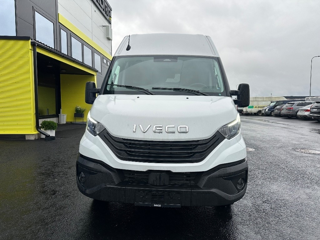 Iveco Daily 50C18A8 16m3 - Furgón: foto 2 Iveco Daily 50C18A8 16m3 - Furgón: foto 2