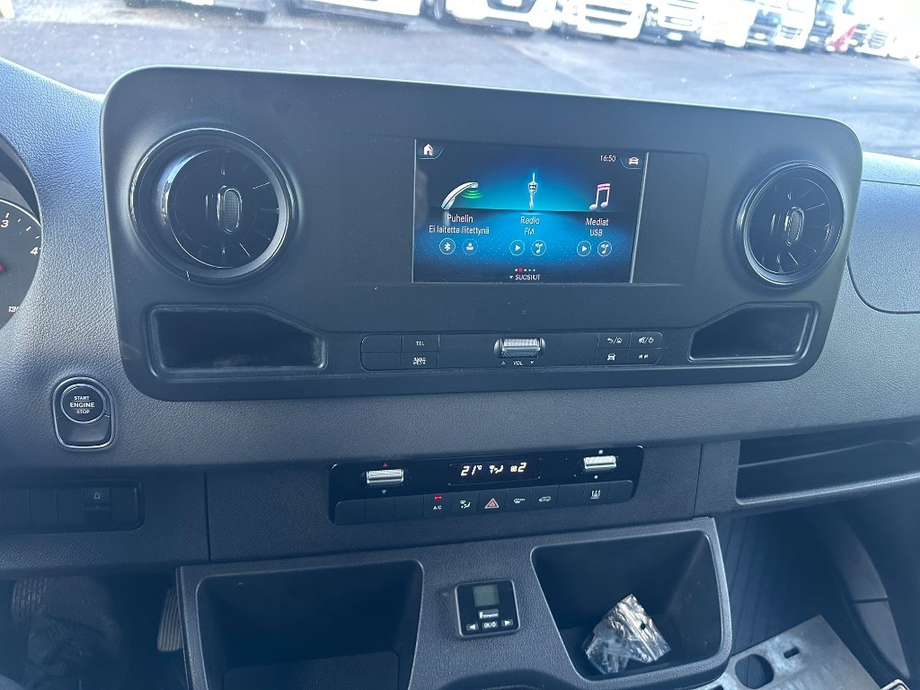 Furgoneta caja cerrada Mercedes-Benz Sprinter 516 Nouseva kori: foto 20 Furgoneta caja cerrada Mercedes-Benz Sprinter 516 Nouseva kori: foto 20