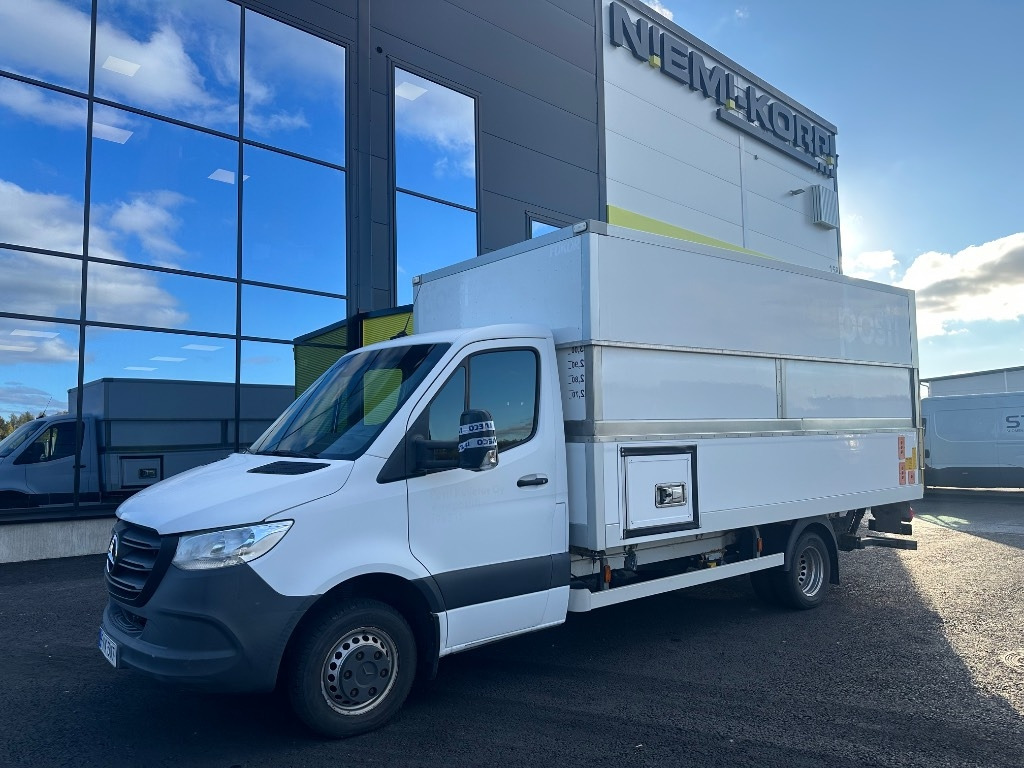 Mercedes-Benz Sprinter 516 Nouseva kori - Furgoneta caja cerrada: foto 1 Mercedes-Benz Sprinter 516 Nouseva kori - Furgoneta caja cerrada: foto 1