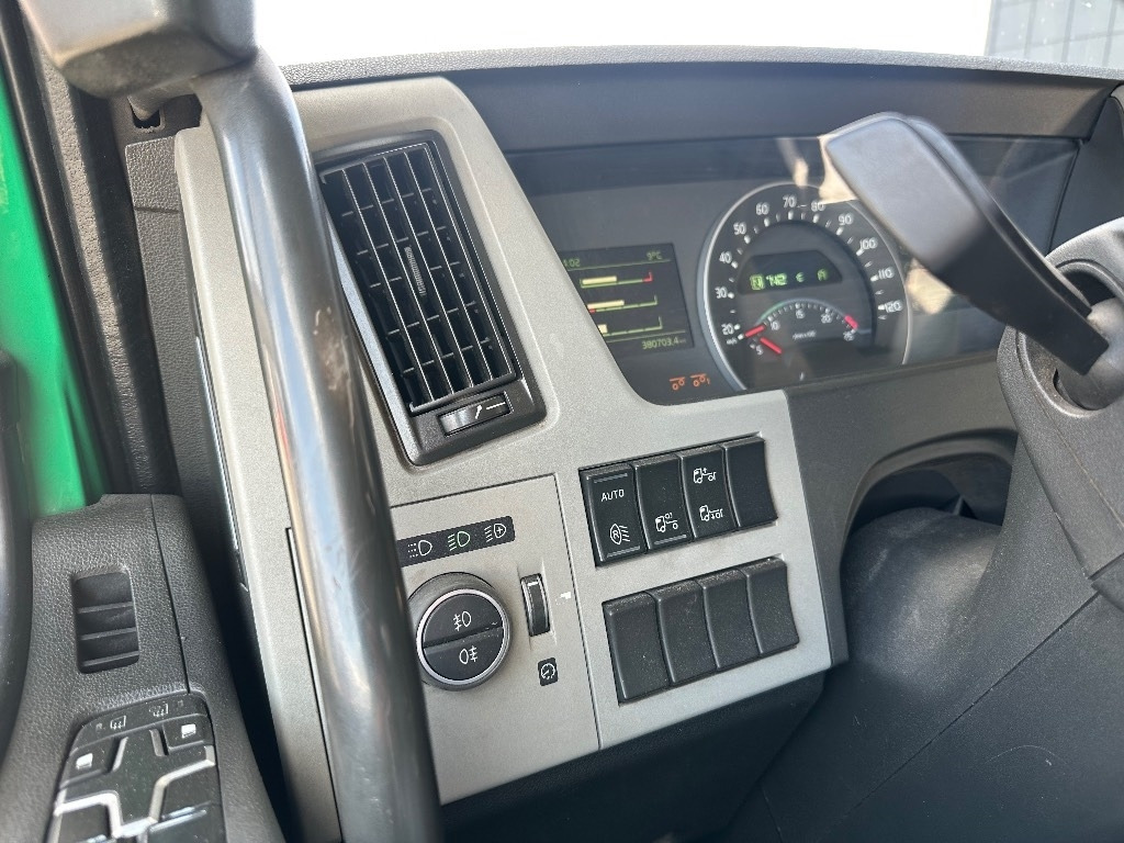Camión multibasculante Volvo FM 420 8x2/4: foto 18