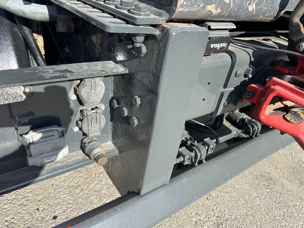 Camión multibasculante Volvo FM 420 8x2/4: foto 13