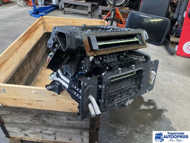 DAF heater – DAF 2302628 - Cabina e interior para Camión: foto 2 DAF heater – DAF 2302628 - Cabina e interior para Camión: foto 2