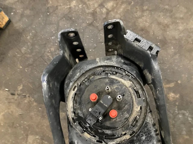 Mercedes A0175420617 – Mercedes adblue tank level sensor - Sistema eléctrico para Camión: foto 1 Mercedes A0175420617 – Mercedes adblue tank level sensor - Sistema eléctrico para Camión: foto 1