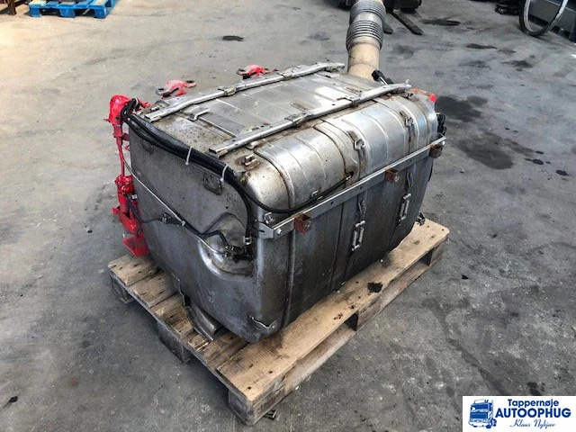 Mercedes-Benz Actros Exhaust Mercedes A 011 490 76 12 - Silenciador/ Sistema de escape para Camión: foto 1 Mercedes-Benz Actros Exhaust Mercedes A 011 490 76 12 - Silenciador/ Sistema de escape para Camión: foto 1