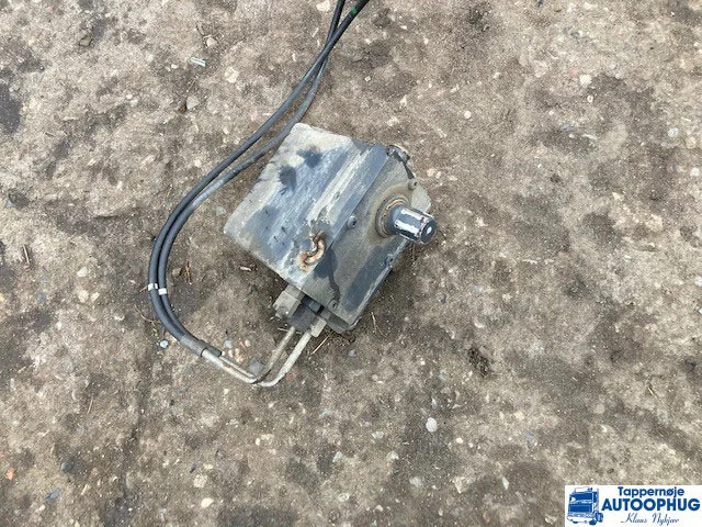 Scania Cab tilt P/N: 1720927 – 2204435 / 1794907 - Cabina e interior para Camión: foto 1 Scania Cab tilt P/N: 1720927 – 2204435 / 1794907 - Cabina e interior para Camión: foto 1