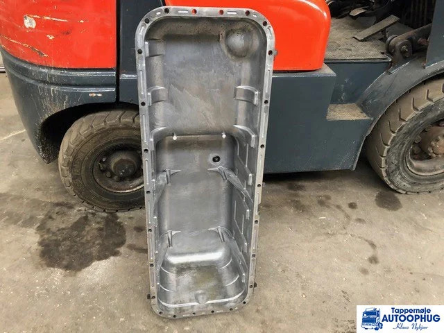 Scania bundkar / Oil sump P/N: 1795439 – 1412832 - Motor y piezas para Camión: foto 1 Scania bundkar / Oil sump P/N: 1795439 – 1412832 - Motor y piezas para Camión: foto 1
