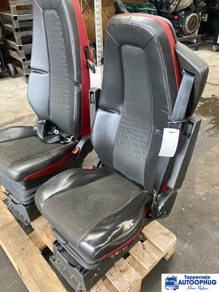 Volvo Sæde LH Volvo 84165773 - Cabina e interior para Camión: foto 1 Volvo Sæde LH Volvo 84165773 - Cabina e interior para Camión: foto 1