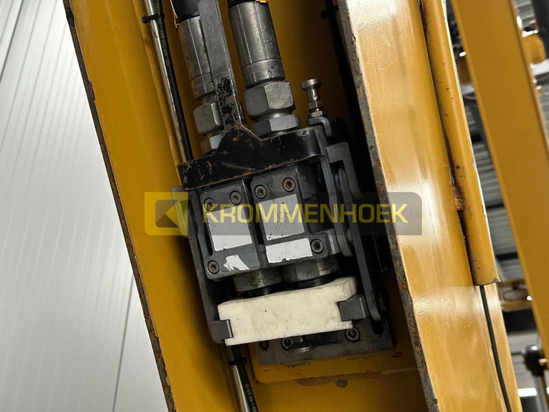 Manipulador de materiales Caterpillar MH 3024: foto 12