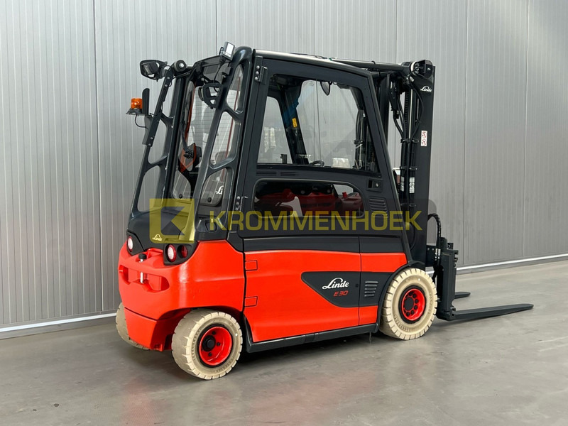 Linde E 30 L - Carretilla elevadora eléctrica: foto 4 Linde E 30 L - Carretilla elevadora eléctrica: foto 4