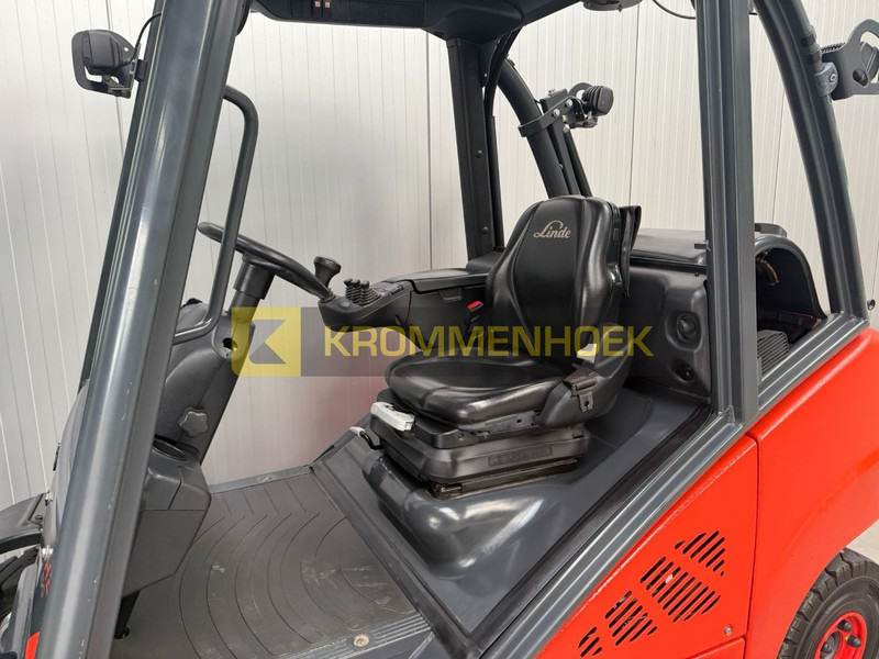 Carretilla elevadora de gas Linde H 25 T: foto 10