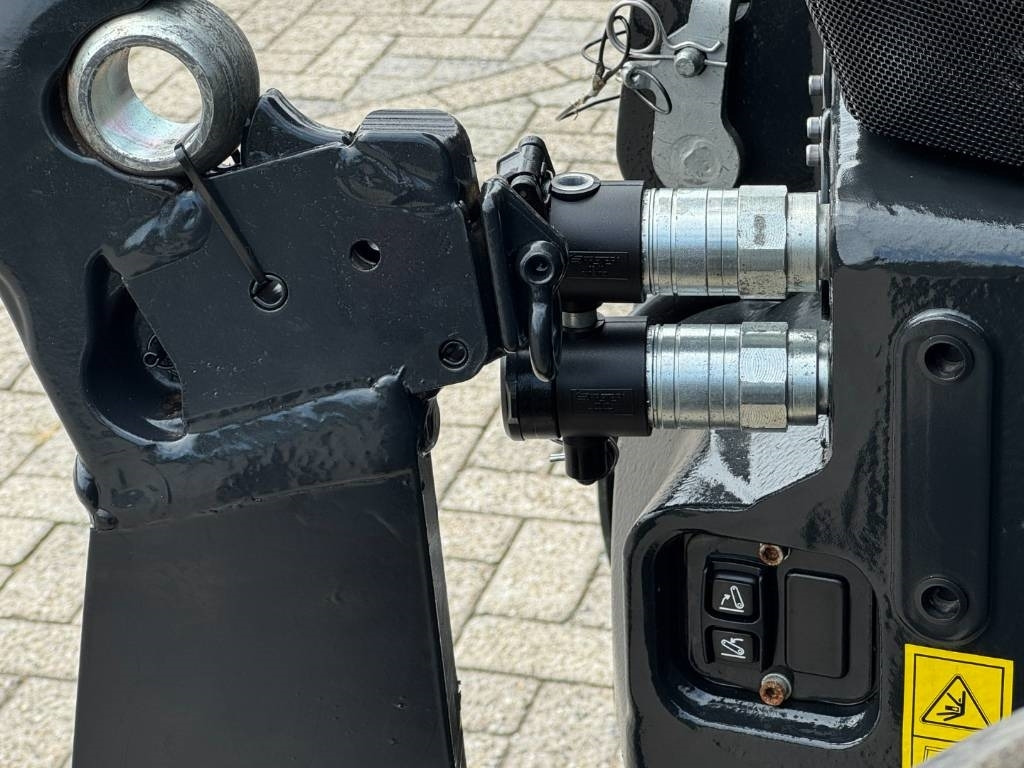 Case IH 240CVX, AFS, 2023, frontlinkage, 790u!! - Tractor: foto 5 Case IH 240CVX, AFS, 2023, frontlinkage, 790u!! - Tractor: foto 5