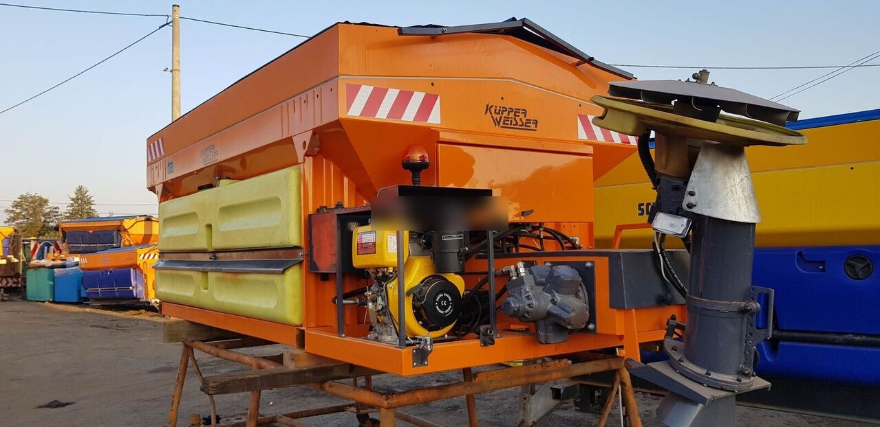 Schmidt KUPPER WEISSER 7m3 - Esparcidor de sal para Vehículo municipal: foto 1 Schmidt KUPPER WEISSER 7m3 - Esparcidor de sal para Vehículo municipal: foto 1