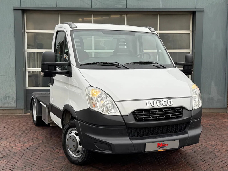 Iveco Daily 40C21 3.0 210 PK N1 Be trekker Luchtvering 8750KG Totaal gewicht - Cabeza tractora: foto 1 Iveco Daily 40C21 3.0 210 PK N1 Be trekker Luchtvering 8750KG Totaal gewicht - Cabeza tractora: foto 1