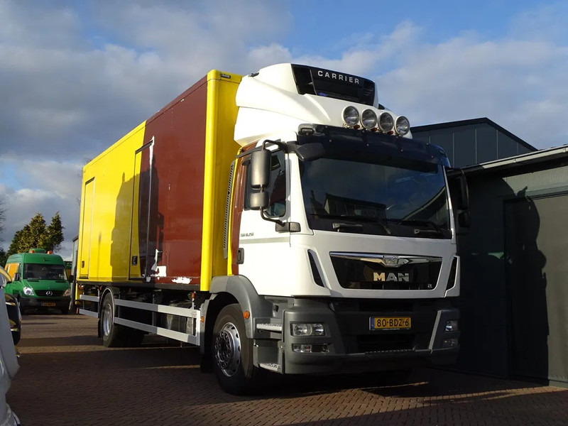MAN TGM 18.250 E6 CARR SUP 750 CAM LBW 2 TON LOADCAP 10 TON - Camión isotérmico: foto 1 MAN TGM 18.250 E6 CARR SUP 750 CAM LBW 2 TON LOADCAP 10 TON - Camión isotérmico: foto 1