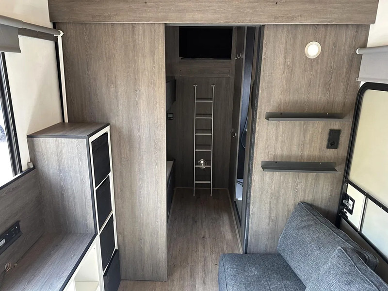 Semirremolque QUALITY TRAILERS Camper 4x bed keuken douche toilet laadklep: foto 8