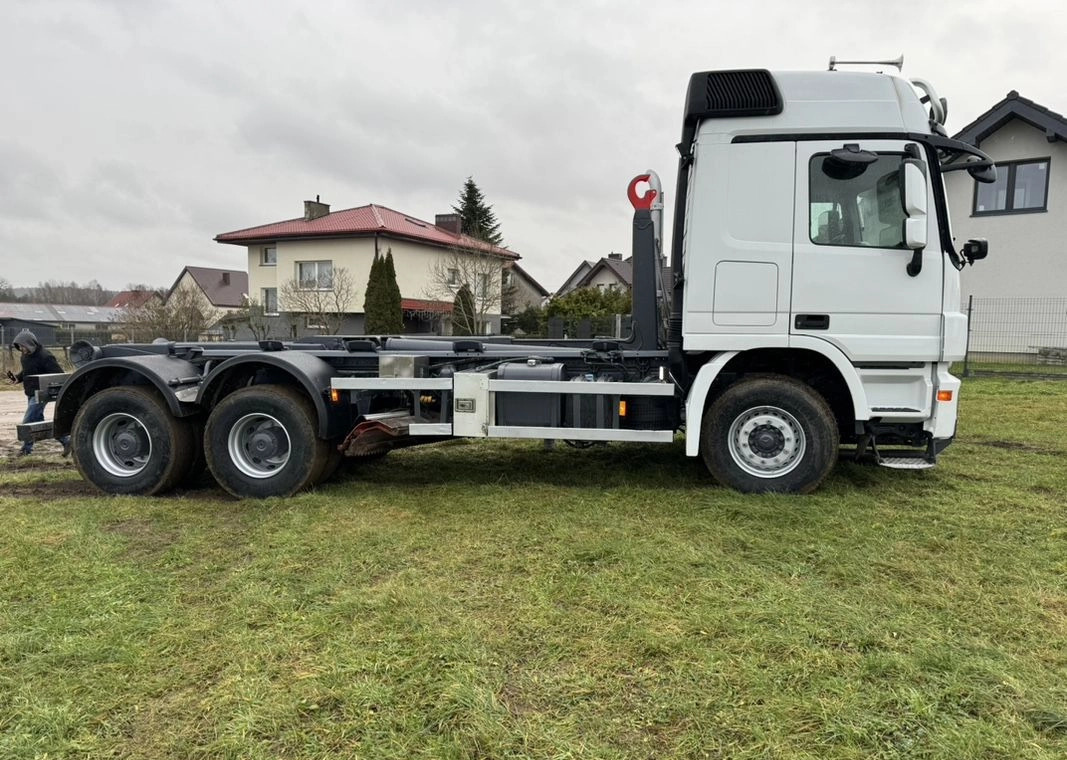MERCEDES-BENZ ACTROS 2648 SPECJALNY PłUG 6X4!!! - Camión multibasculante: foto 4 MERCEDES-BENZ ACTROS 2648 SPECJALNY PłUG 6X4!!! - Camión multibasculante: foto 4
